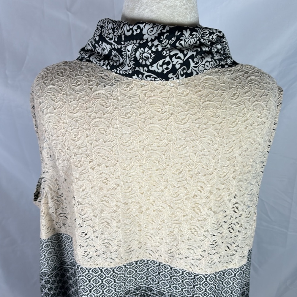 Rancho Estancia Womens Vest - Picture 4 of 5